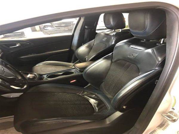 2015 CHRYSLER 200 S 4dr Sedan BAD CREDIT OK for sale in Detroit, MI – photo 12