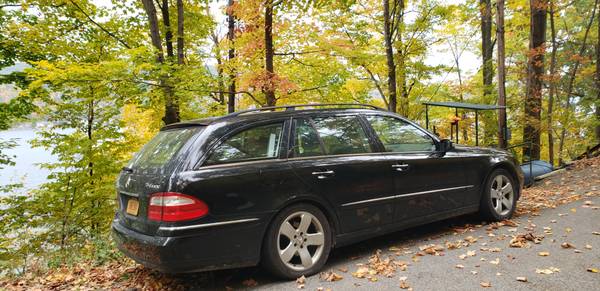 Mercedes Benz Wagon E500 AWD V8 3rd Row for sale in Sonyea, NY – photo 4