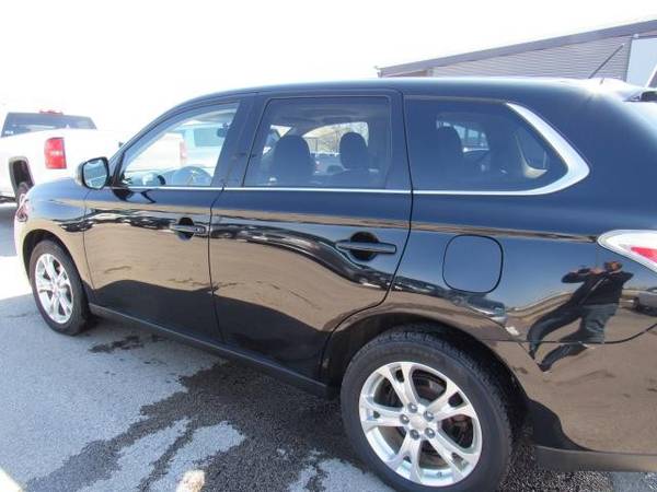 2014 MITSUBISHI OUTLANDER GT PACKAGE - - by dealer for sale in Spearfish, SD – photo 2