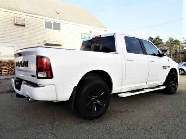 2018 Ram 1500 NIGHT Crew Cab 4x4 NAV Leather LOADED 1-Owner Clean for sale in Hampton Falls, MA – photo 4