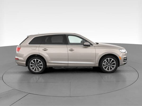 2017 Audi Q7 3.0T Prestige Sport Utility 4D suv Silver - FINANCE -... for sale in Cleveland, OH – photo 13