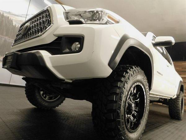 2019 Toyota Tacoma TRD Off-Road 4X4/1-OWNER/NEW LIFT WHEELS for sale in Gladstone, OR – photo 9