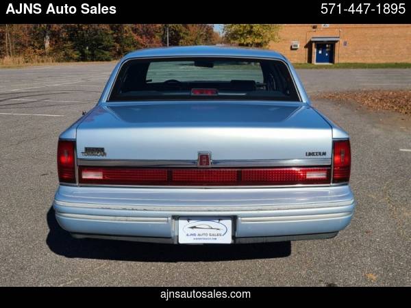 1993 LINCOLN TOWN CAR EXECUTIVE - cars & trucks - by dealer -... for sale in Alexandria, District Of Columbia – photo 3