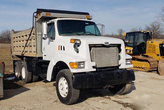 2000 Sterling LT8500 Dump Truck for sale in Bealeton, District Of Columbia