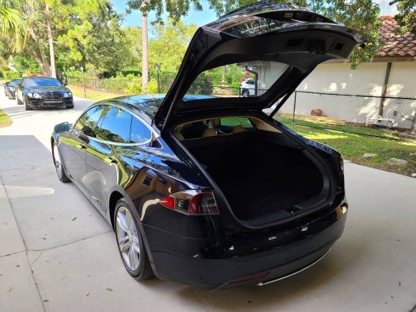 2013 Tesla Model S 85 Sedan - Panorama Sunroof - Only 56K Low Miles... for sale in Orlando, FL – photo 11