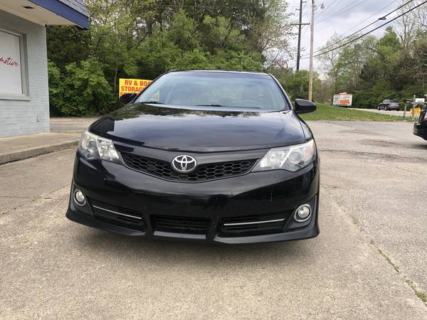 2014 Toyota Camry SE Sport 1 Owner Non Smoker No Issues - cars & for sale in Louisville, KY – photo 2