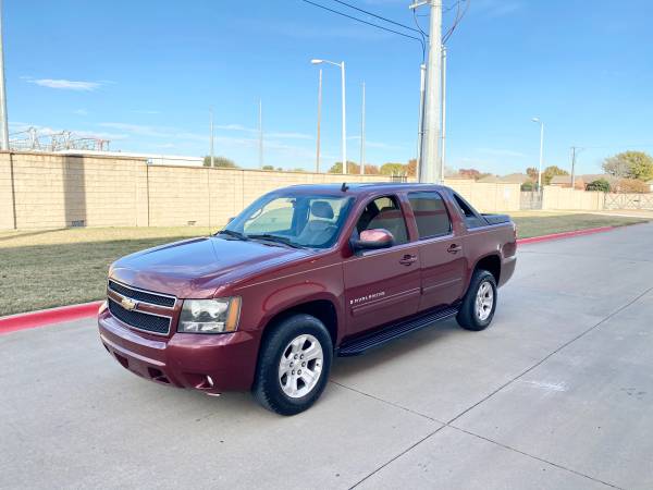 2009 Chevrolet Avalanche LT - cars & trucks - by owner - vehicle... for sale in Garland, TX – photo 2