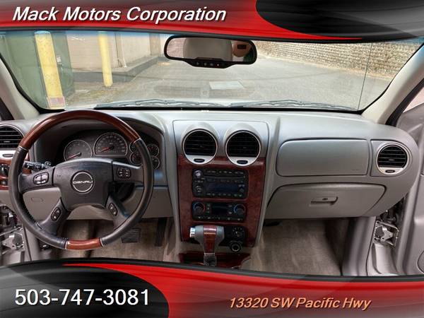 2007 GMC Envoy Denali Leather Moon Roof Tow PKG 4WD 19MPG - cars & for sale in Tigard, OR – photo 3