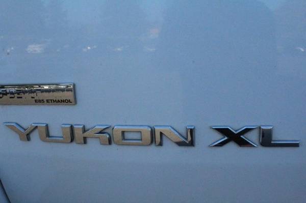 2011 GMC Yukon XL SLT for sale in Auburn, WA – photo 13