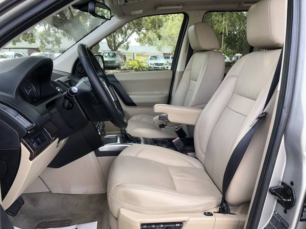 2013 Land Rover LR2 HSE LUX~ VERY WELL SERVICED! ~ GREAT COLOR... for sale in Sarasota, FL – photo 2