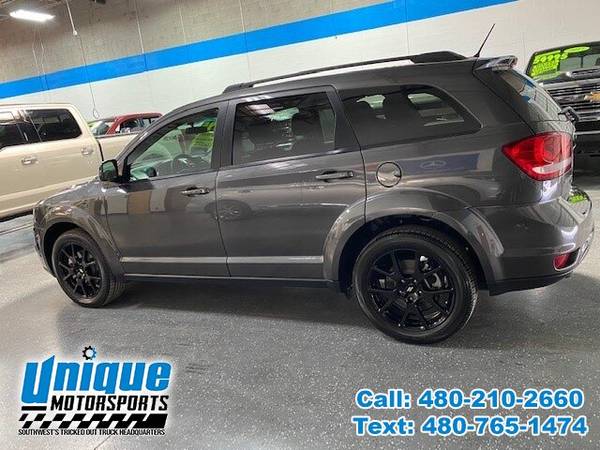 ~ONE OWNER~DODGE JOURNEY~SXT BLACKTOP~3RD ROW SEAT~V6~AUTOMATIC~EASY... for sale in Tempe, NV – photo 4