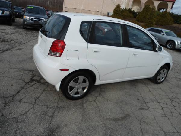 Chevrolet Aveo Gas Saving 5 Speed Manual 90K ***1 Year Warranty*** -... for sale in Hampstead, NH – photo 5