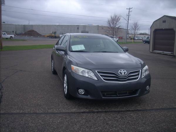 2011 Toyota Camry XLE - - by dealer - vehicle for sale in Eau Claire, WI – photo 2