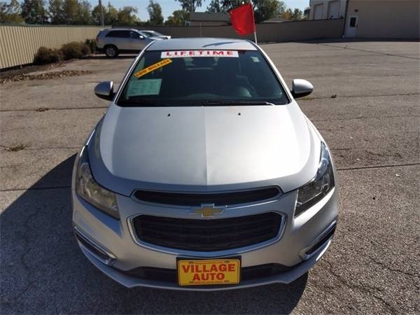 2015 Chevrolet Cruze 1LT - cars & trucks - by dealer - vehicle... for sale in Green Bay, WI – photo 6
