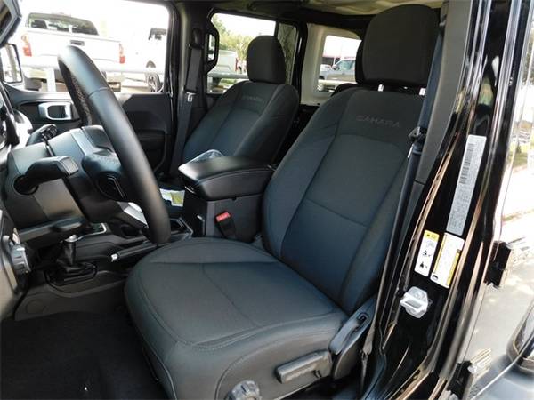 2019 Jeep Wrangler Unlimited Sahara for sale in Arlington, TX – photo 13
