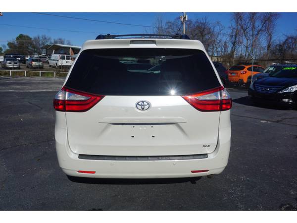 2015 Toyota Sienna 5dr 7-Pass Van XLE AAS FWD - - by for sale in Knoxville, TN – photo 7