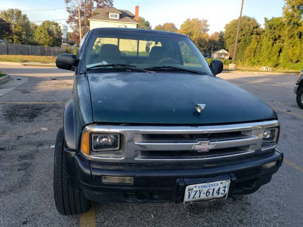 1996 chevy s10 4wd - cars & trucks - by owner - vehicle automotive... for sale in Richmond , VA – photo 3