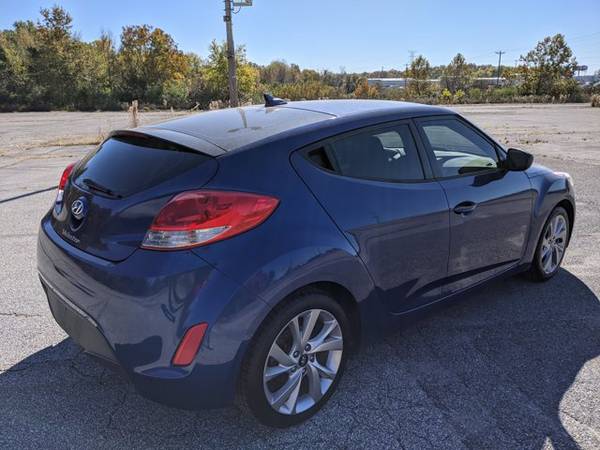 2016 Hyundai Veloster SKU:GU273995 Coupe - cars & trucks - by dealer... for sale in Memphis, TN – photo 6