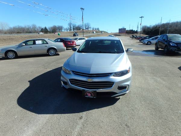 2018 Chevrolet Chevy Malibu LS - - by dealer - vehicle for sale in Bonne Terre, IL – photo 3