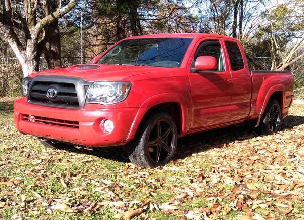 TOYOTA TACOMA X-RUNNER 2006 - cars & trucks - by owner - vehicle... for sale in Decatur, TN – photo 2