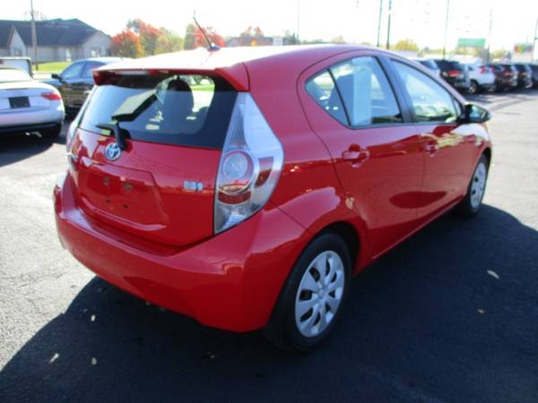 2013 Toyota Prius c Hybrid - - by dealer - vehicle for sale in Fort Wayne, IN – photo 8