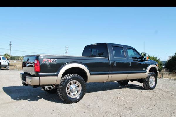CLEAN 2014 FORD F-350 SRW KING RANCH FX4 6.7L POWERSTROKE LOADED!! -... for sale in Liberty Hill, TX – photo 11