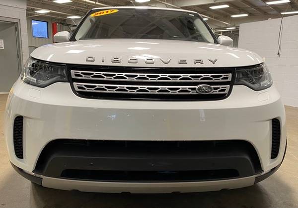 2017 Land Rover Discovery HSE V6 SUPERCHARGED - - by for sale in Coopersville, MI – photo 2