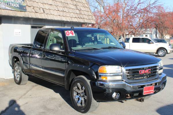 2004 GMC Sierra-1500 SLT 4dr Extended Cab 4WD, Clean, Great Price -... for sale in Omaha, NE – photo 5