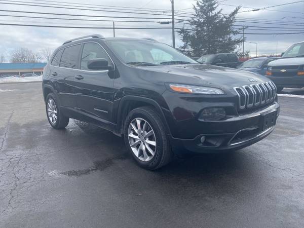 2014 Jeep Cherokee Limited 4x4 4dr SUV suv Black for sale in Hudson, NY – photo 3