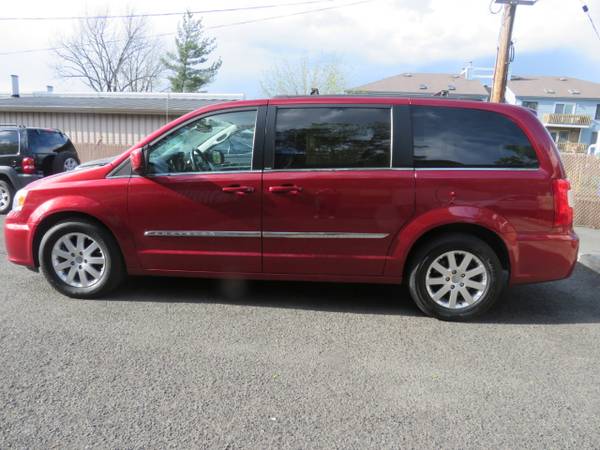 2013 Chrysler Town Country Touring - - by dealer for sale in Avenel, NJ – photo 3
