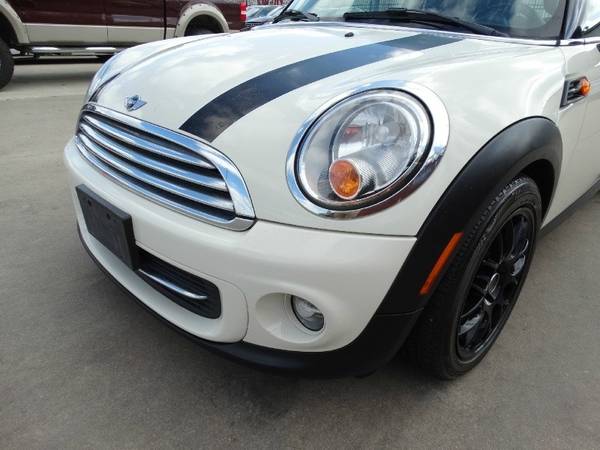 2013 Mini Cooper Hardtop 2dr Cpe Coupe - cars & trucks - by dealer -... for sale in Houston, TX – photo 23