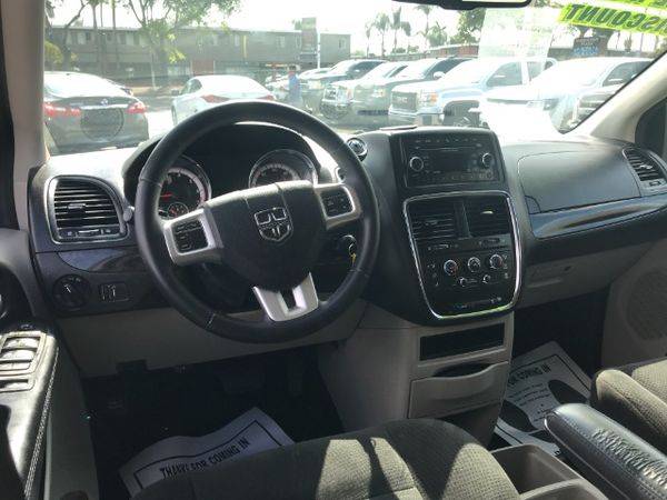2015 Dodge Grand Caravan SE EASY FINANCING AVAILABLE for sale in Santa Ana, CA – photo 19