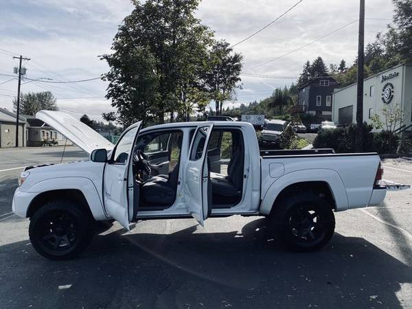 2014 TOYOTA TACOMA TRD-SPORT 4WD LIFTED 3' PRE-OWN CETIFIED LOCALLY... for sale in Portland, CA – photo 23
