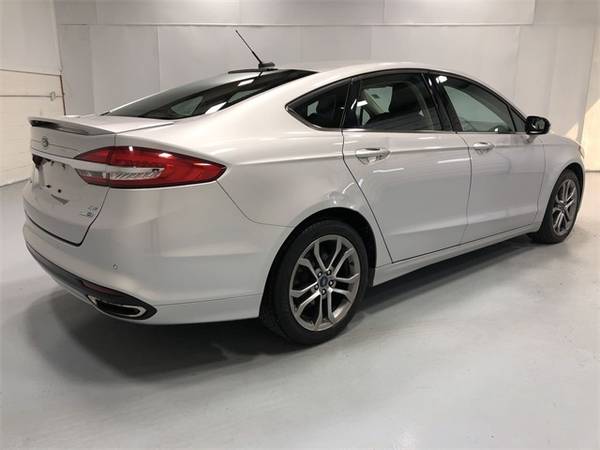 2017 Ford Fusion SE with - cars & trucks - by dealer - vehicle... for sale in Wapakoneta, IN – photo 5