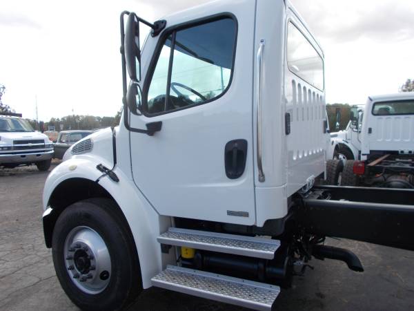 06 FREIGHTLINER M-2 C & C - - by dealer - vehicle for sale in STANFIELD, N. C., NC – photo 5