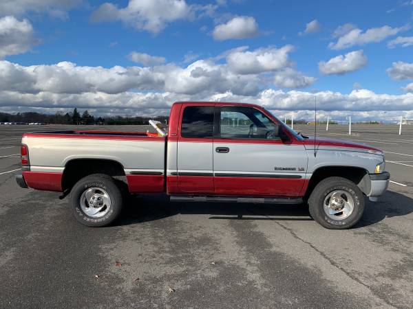 98 Ram 1500 4x4 v8 - cars & trucks - by owner - vehicle automotive... for sale in Oceanport, NJ – photo 2