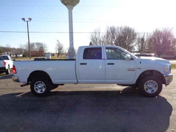 2017 RAM 2500 6.4 HEMI CREW 8Foot Bed RUST FREE - cars & trucks - by... for sale in Loyal, WI – photo 16