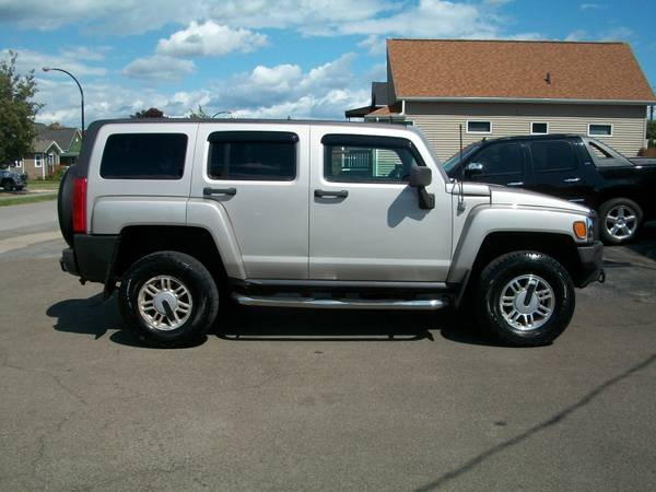 2006 Hummer H3 - All Credit Accepted (Good or Bad) for sale in Buffalo, NY – photo 2