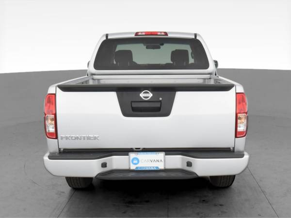 2017 Nissan Frontier King Cab SV Pickup 2D 6 ft pickup Gray -... for sale in Cleveland, OH – photo 9