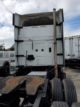 2010 International Prostar for sale - cars & trucks - by owner -... for sale in Hialeah, FL – photo 4