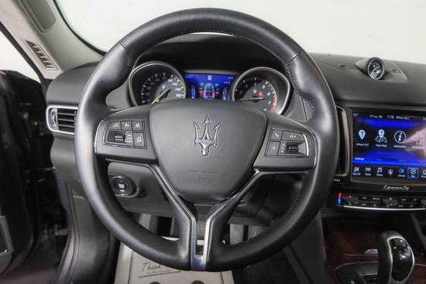 2018 Maserati Levante, Grigio Metallic - - by dealer for sale in Wall, NJ – photo 15