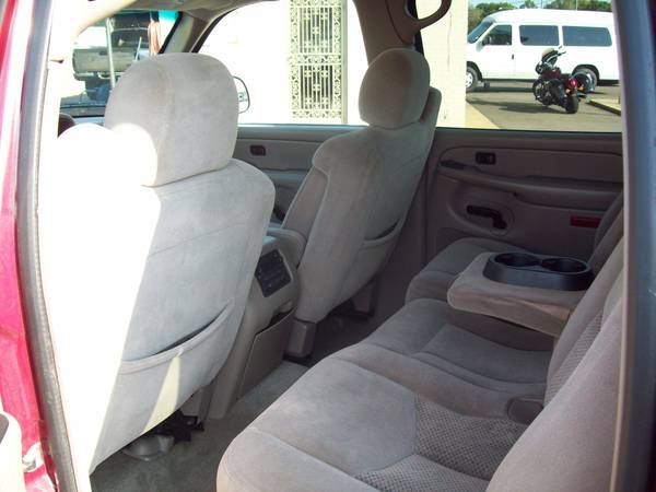 2004 Chevrolet Suburban LS 4WD - 153k mi - Non Smoker Driven - CLEAN for sale in Southaven, TN – photo 16