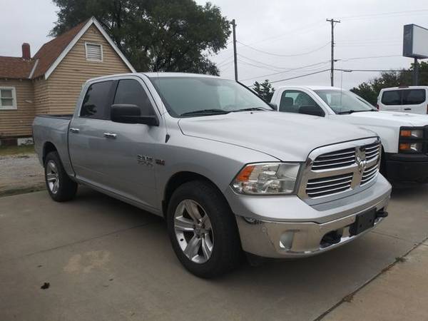 2014 Ram 1500 Crew Cab - Financing Available! - cars & trucks - by... for sale in Wichita, KS – photo 4