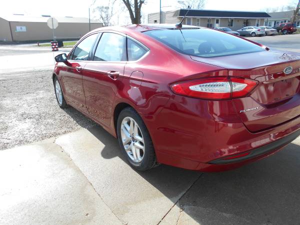 2015 Ford Fusion SE - - by dealer - vehicle automotive for sale in Martensdale, IA – photo 4