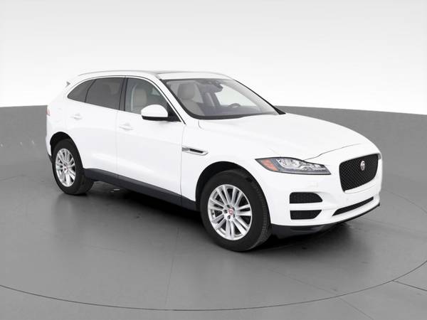 2018 Jag Jaguar FPACE 35t Prestige Sport Utility 4D suv White - -... for sale in Pittsburgh, PA – photo 15