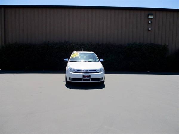2009 FORD FOCUS SEL for sale in Manteca, CA – photo 3