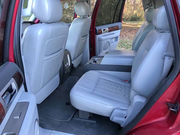 2007 Lincoln Navigator _____ 73k miles - cars & trucks - by owner -... for sale in Lexington, NC – photo 8