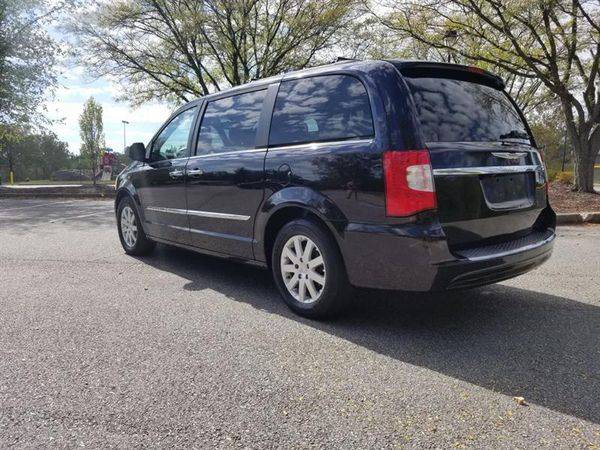 2011 Chrysler Town Country Touring-L -GUARANTEED FINANCING for sale in Wentzville, MO – photo 4
