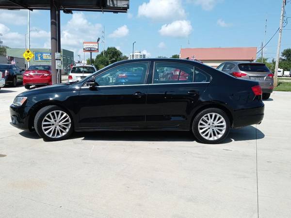 2013 VOLKSWAGEN JETTA SEL - - by dealer - vehicle for sale in Champaign, IL – photo 2