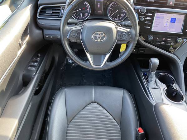 2018 Toyota Camry SE - - by dealer - vehicle for sale in Saint Louis, MO – photo 5